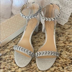 Jewel Badgley Mischka Bronwen Sandals